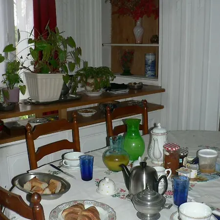 Eugenie Bed & Breakfast